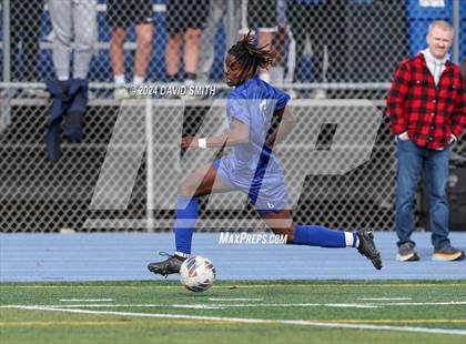 Thumbnail 2 in Glendale @ Rockhurst (MSHSAA Class 4 Quarterfinal) photogallery.