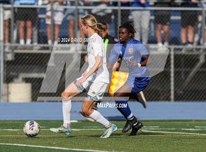 Thumbnail 3 in Glendale @ Rockhurst (MSHSAA Class 4 Quarterfinal) photogallery.
