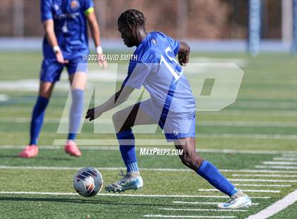 Thumbnail 3 in Glendale @ Rockhurst (MSHSAA Class 4 Quarterfinal) photogallery.