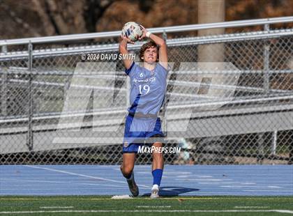 Thumbnail 3 in Glendale @ Rockhurst (MSHSAA Class 4 Quarterfinal) photogallery.
