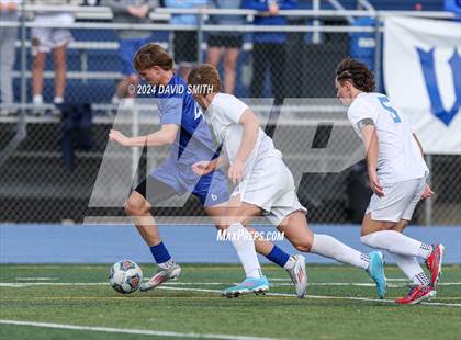 Thumbnail 2 in Glendale @ Rockhurst (MSHSAA Class 4 Quarterfinal) photogallery.