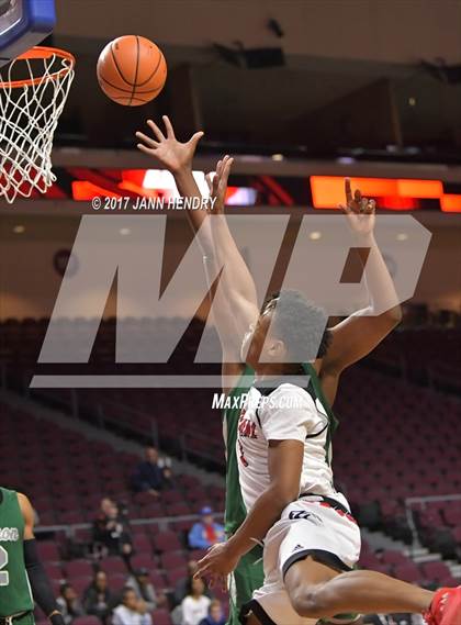 Thumbnail 2 in  Wilson vs Centennial (Tarkanian Classic) photogallery.