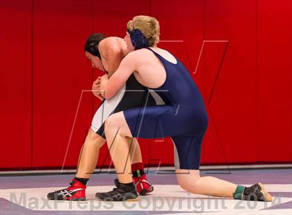 Thumbnail 2 in Washington-Lee vs Woodson (Marshall) photogallery.