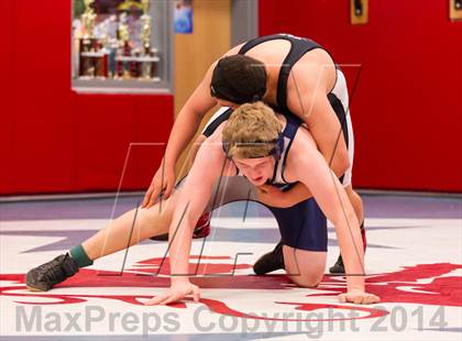 Thumbnail 1 in Washington-Lee vs Woodson (Marshall) photogallery.