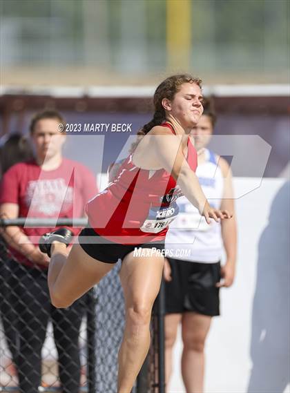 Thumbnail 3 in Class 4 Shot Put (MSHSAA State Championship) photogallery.