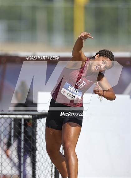 Thumbnail 3 in Class 4 Shot Put (MSHSAA State Championship) photogallery.