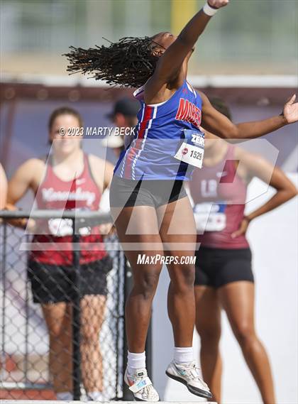 Thumbnail 3 in Class 4 Shot Put (MSHSAA State Championship) photogallery.