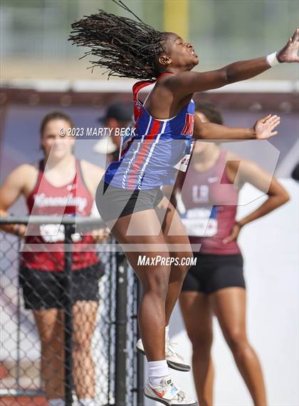 Thumbnail 1 in Class 4 Shot Put (MSHSAA State Championship) photogallery.