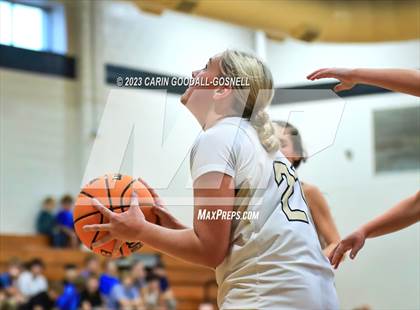 Thumbnail 2 in South Lenoir @ Croatan photogallery.
