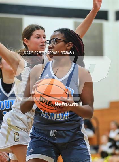 Thumbnail 1 in South Lenoir @ Croatan photogallery.