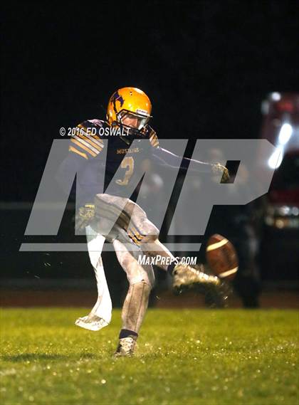 Thumbnail 1 in Kelseyville @ Middletown (CIF NCS D5 Quarterfinal Playoff) photogallery.