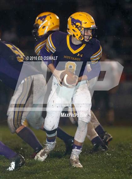 Thumbnail 2 in Kelseyville @ Middletown (CIF NCS D5 Quarterfinal Playoff) photogallery.