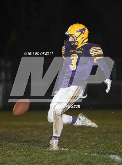 Thumbnail 1 in Kelseyville @ Middletown (CIF NCS D5 Quarterfinal Playoff) photogallery.
