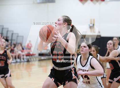 Thumbnail 2 in Amanda-Clearcreek @ Liberty Union photogallery.