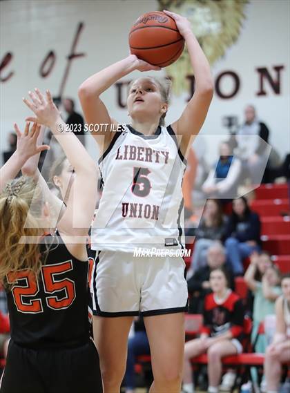 Thumbnail 3 in Amanda-Clearcreek @ Liberty Union photogallery.