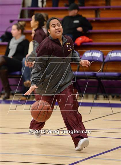 Thumbnail 1 in Piner @ Petaluma photogallery.