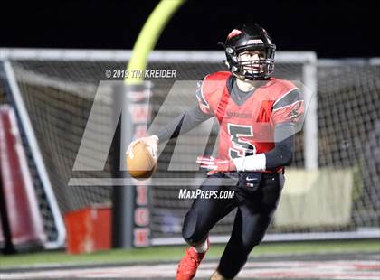 Thumbnail 2 in Mechanicsburg vs Warwick (PIAA 5A First Round Playoff) photogallery.