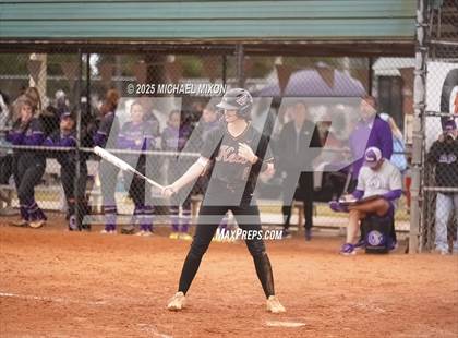 Thumbnail 3 in Cartersville vs. Kell photogallery.