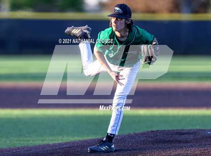 Thumbnail 2 in Papillion-LaVista South @ Skutt Catholic photogallery.