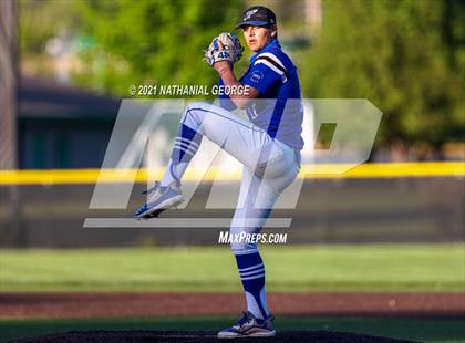Thumbnail 2 in Papillion-LaVista South @ Skutt Catholic photogallery.