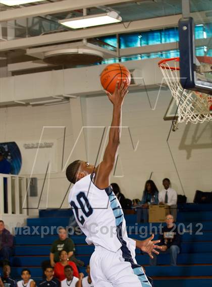 Thumbnail 3 in Atascocita vs. Alief Elsik (McDonald's Texas Invitational) photogallery.