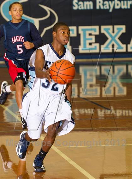 Thumbnail 3 in Atascocita vs. Alief Elsik (McDonald's Texas Invitational) photogallery.