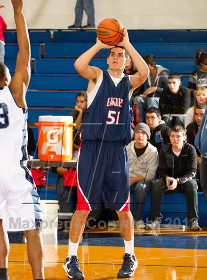 Thumbnail 3 in Atascocita vs. Alief Elsik (McDonald's Texas Invitational) photogallery.