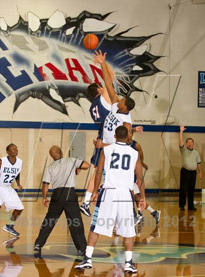 Thumbnail 1 in Atascocita vs. Alief Elsik (McDonald's Texas Invitational) photogallery.