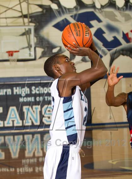 Thumbnail 2 in Atascocita vs. Alief Elsik (McDonald's Texas Invitational) photogallery.