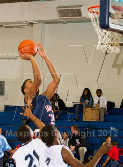 Thumbnail 3 in Atascocita vs. Alief Elsik (McDonald's Texas Invitational) photogallery.