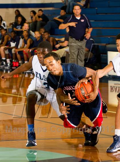 Thumbnail 1 in Atascocita vs. Alief Elsik (McDonald's Texas Invitational) photogallery.