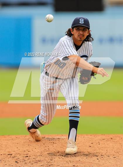 Thumbnail 3 in Kennedy vs Sylmar (CIF LACS D1 Final) photogallery.