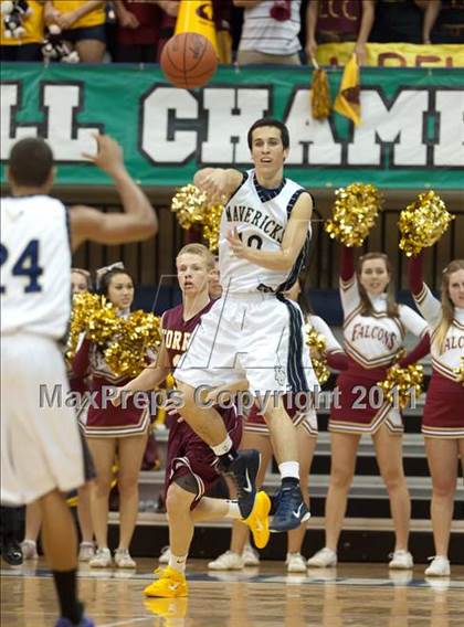 Thumbnail 1 in La Costa Canyon vs Torrey Pines (CIF SDS D1 Final) photogallery.