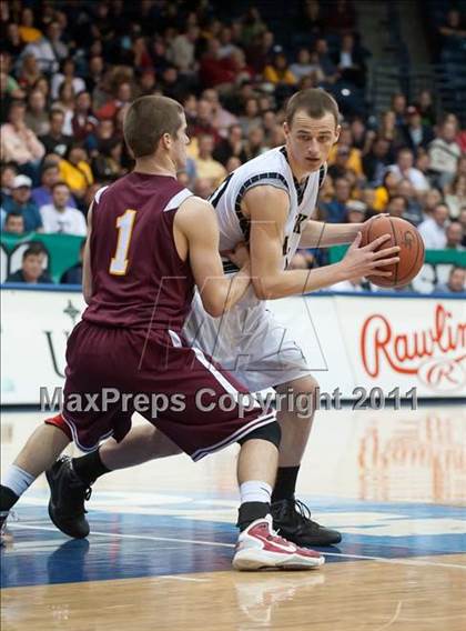 Thumbnail 2 in La Costa Canyon vs Torrey Pines (CIF SDS D1 Final) photogallery.