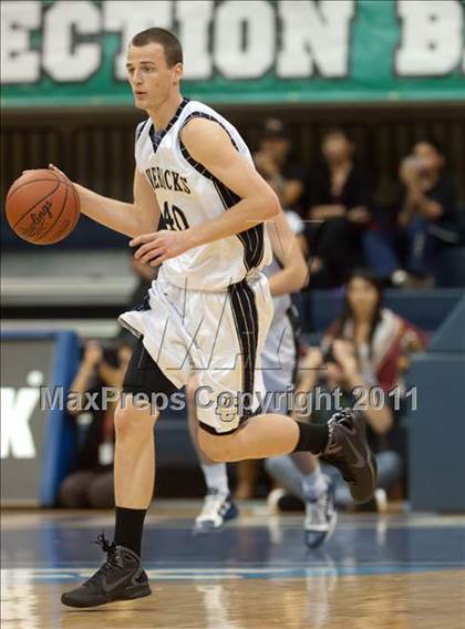 Thumbnail 3 in La Costa Canyon vs Torrey Pines (CIF SDS D1 Final) photogallery.