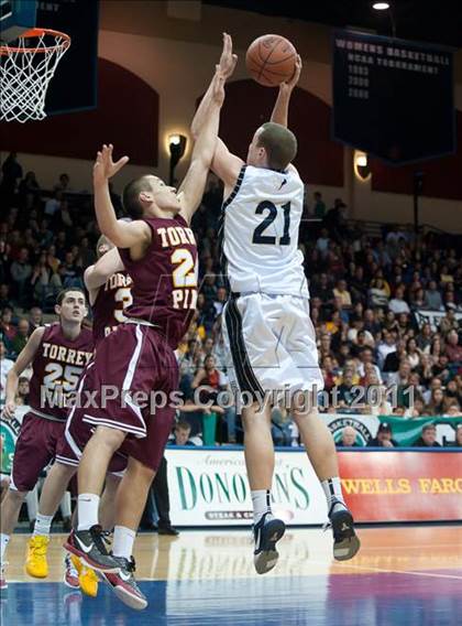 Thumbnail 2 in La Costa Canyon vs Torrey Pines (CIF SDS D1 Final) photogallery.