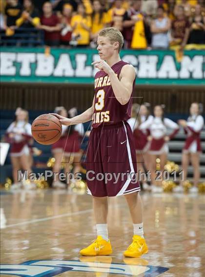 Thumbnail 1 in La Costa Canyon vs Torrey Pines (CIF SDS D1 Final) photogallery.