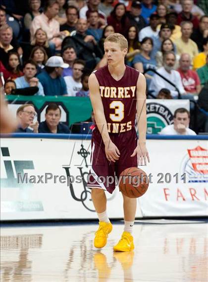 Thumbnail 3 in La Costa Canyon vs Torrey Pines (CIF SDS D1 Final) photogallery.