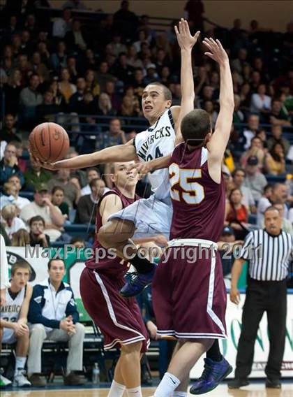 Thumbnail 3 in La Costa Canyon vs Torrey Pines (CIF SDS D1 Final) photogallery.