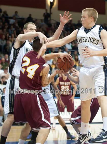 Thumbnail 3 in La Costa Canyon vs Torrey Pines (CIF SDS D1 Final) photogallery.