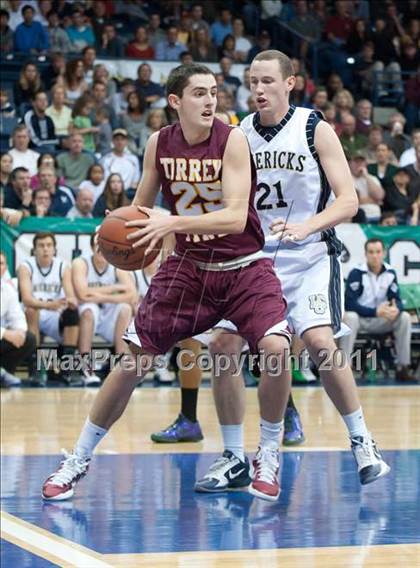 Thumbnail 2 in La Costa Canyon vs Torrey Pines (CIF SDS D1 Final) photogallery.