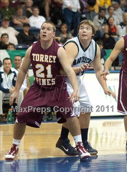 Thumbnail 3 in La Costa Canyon vs Torrey Pines (CIF SDS D1 Final) photogallery.
