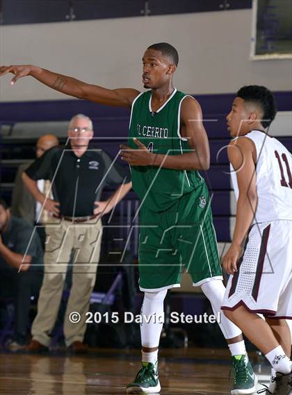 Thumbnail 2 in El Cerrito vs. Woodcreek (St. Hope Elite Classic) photogallery.