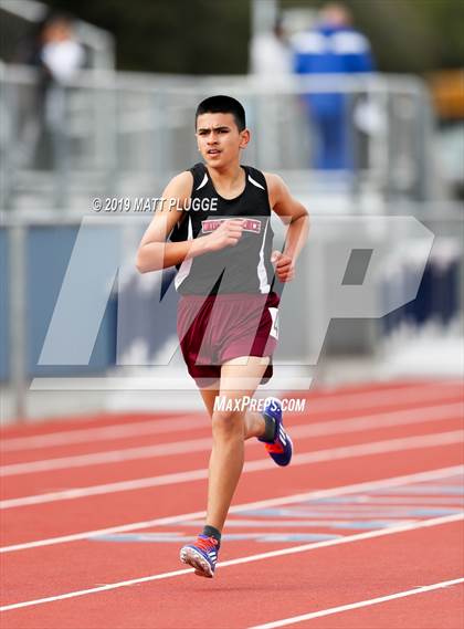 Thumbnail 2 in Kern Invitational photogallery.