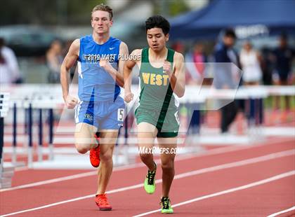 Thumbnail 3 in Kern Invitational photogallery.
