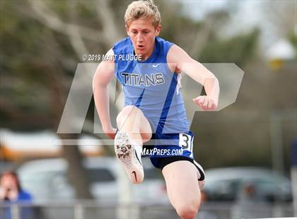 Thumbnail 1 in Kern Invitational photogallery.