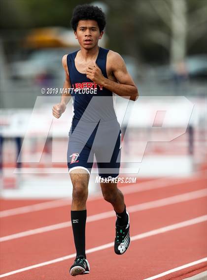 Thumbnail 2 in Kern Invitational photogallery.