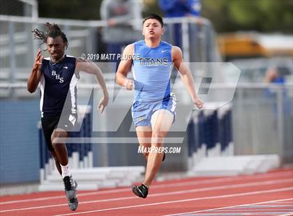 Thumbnail 3 in Kern Invitational photogallery.