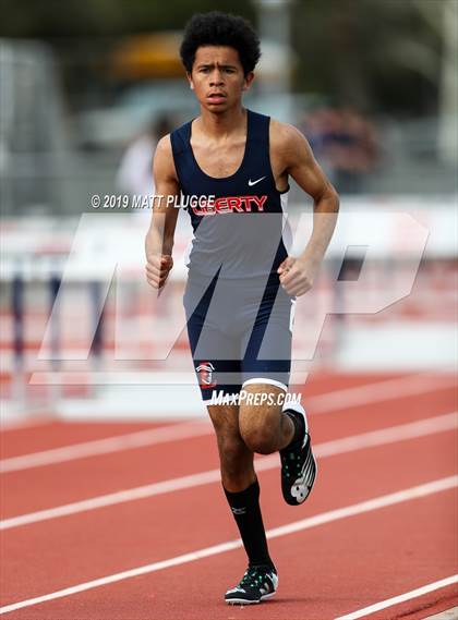 Thumbnail 3 in Kern Invitational photogallery.