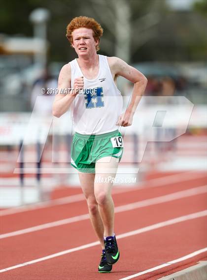 Thumbnail 2 in Kern Invitational photogallery.